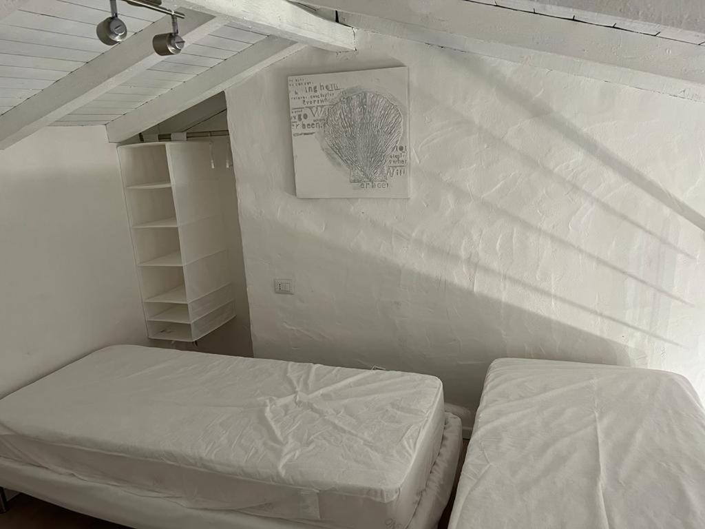 Ginepro, Baia Caddinas Apartment *